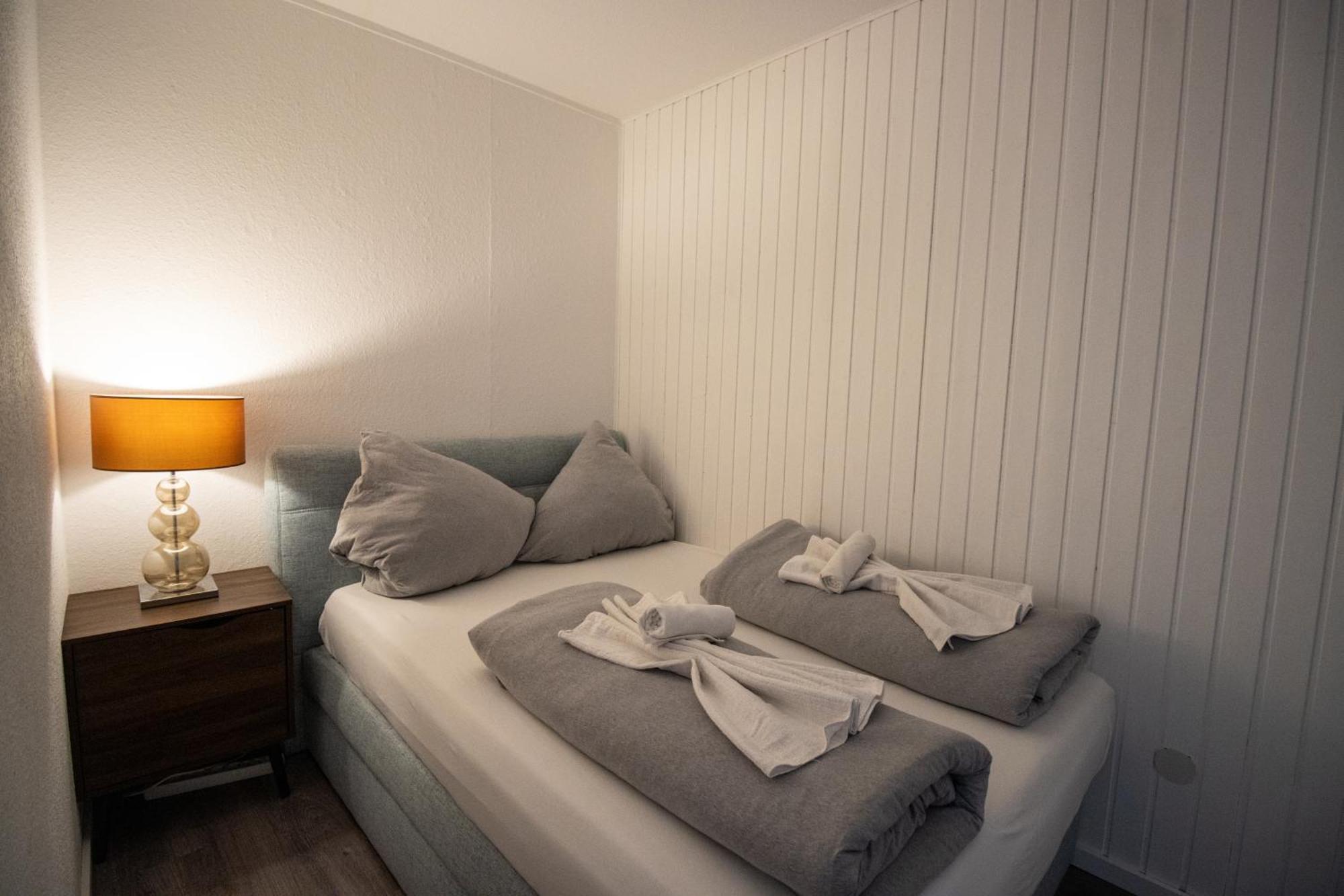 Schoene Wohnung Fuer 4 Gaeste An Der Eilenriede Mit Kostenlosen Parkplaetzen Hanôver Exterior foto