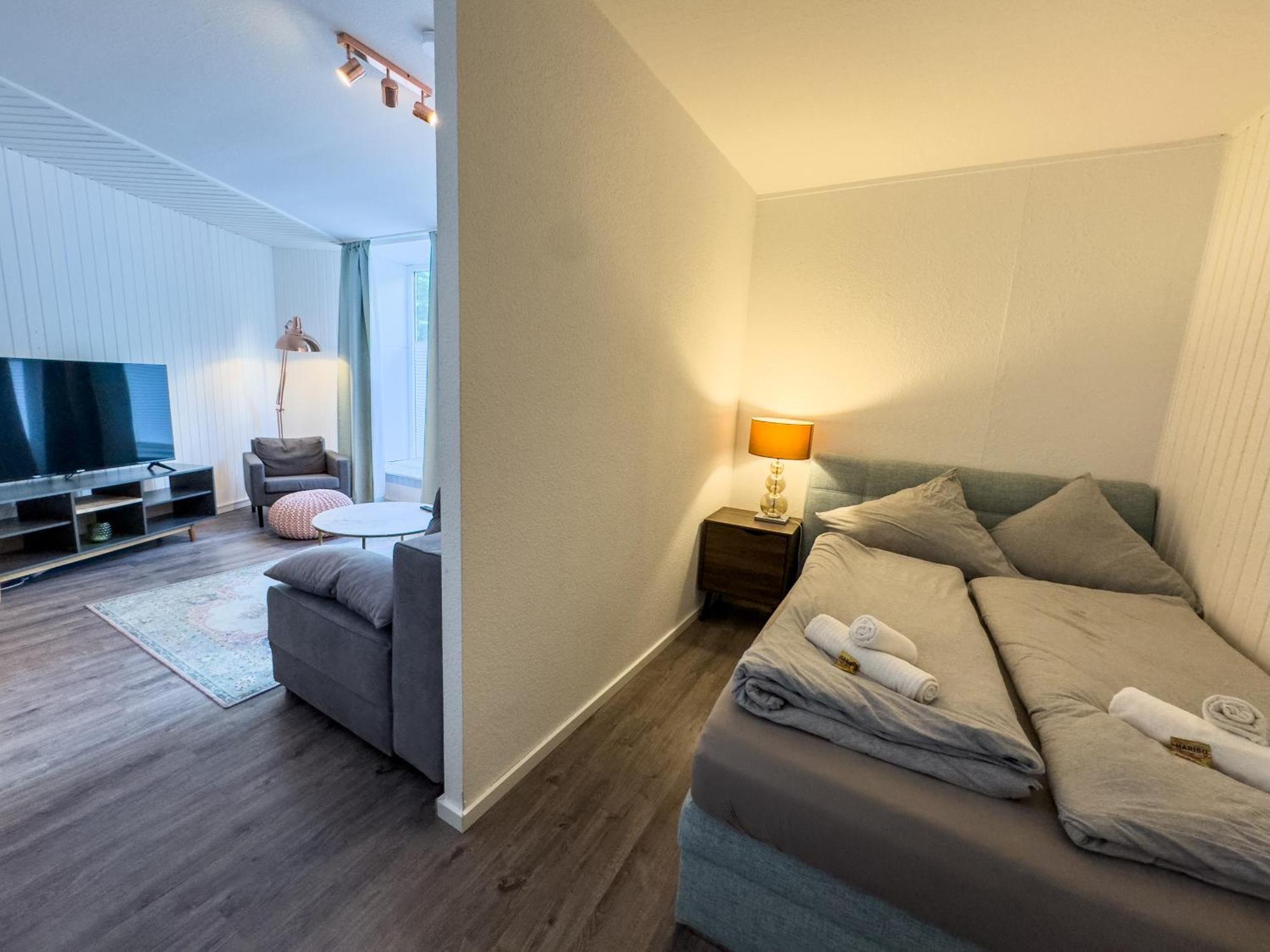 Schoene Wohnung Fuer 4 Gaeste An Der Eilenriede Mit Kostenlosen Parkplaetzen Hanôver Exterior foto